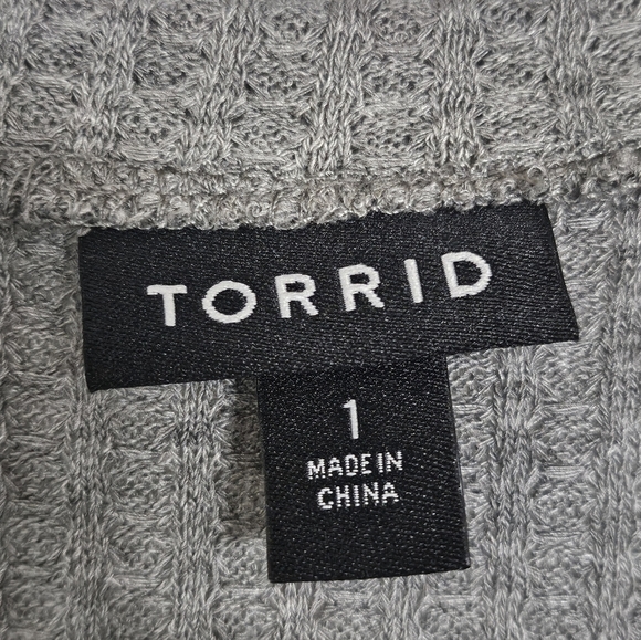Torrid Gray Women's Ribbed Knit V-Neck Tunic Top Long Sleeve Flattering Fit sz1X - Picture 6 of 15